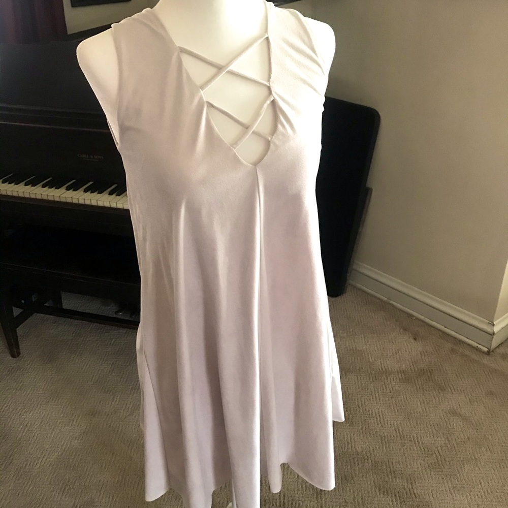 Mod Ref Lace-up Shift Dress